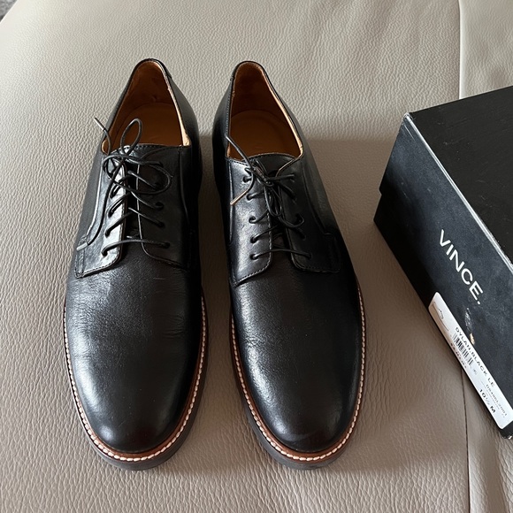 Vince Leather casual dress shoe - Picture 2 of 5